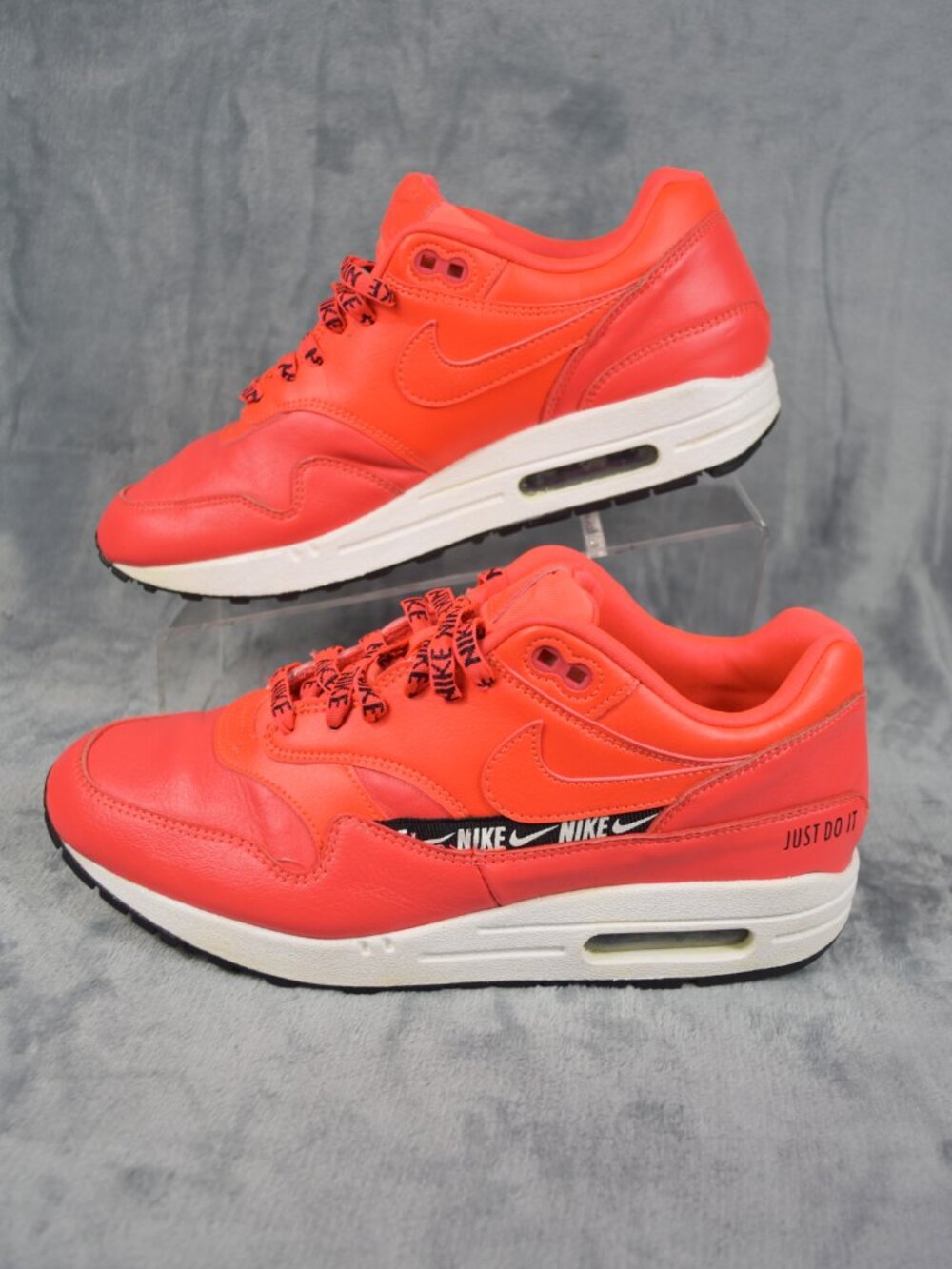 Nike WMNS Air Max 1 SE Overbranding Bright Crimson Red Women Size 9.5 881101-602 - Picture 3 of 9